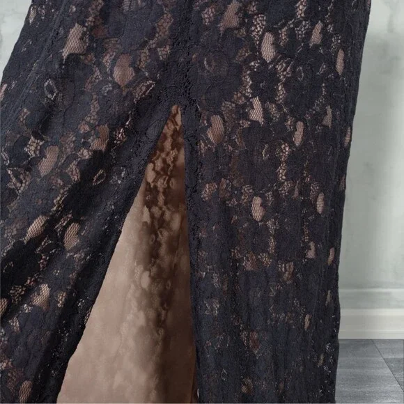 BCBGMaxazria Serafina Lace Overlay Formal Dress Size 12 Black Front Split Plunge Maxi